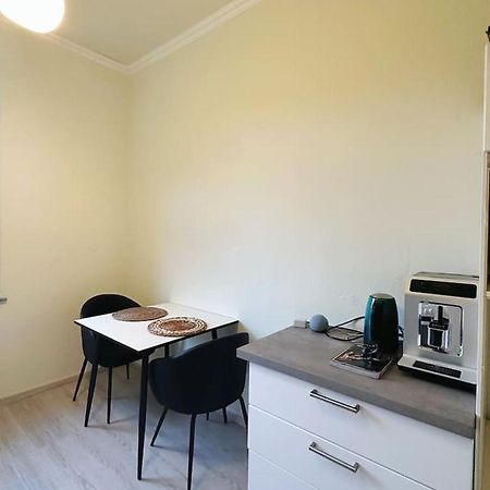 2 Schlafzimmer Waschenspuelmaschine Дуйсбург Екстериор снимка